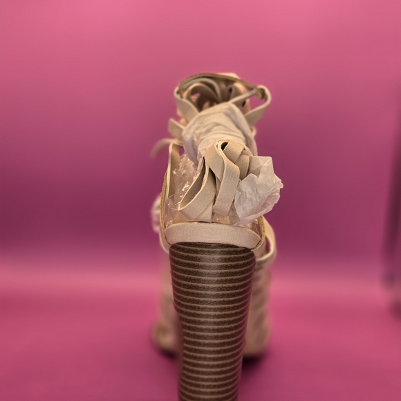 Open toe chunky heel sandals - Picture 3 of 3